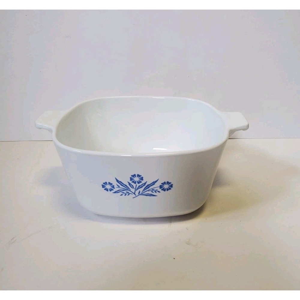 Corning Ware Blue Cornflower Casserole Dish P 1 3/4-B Made In USA Vintage